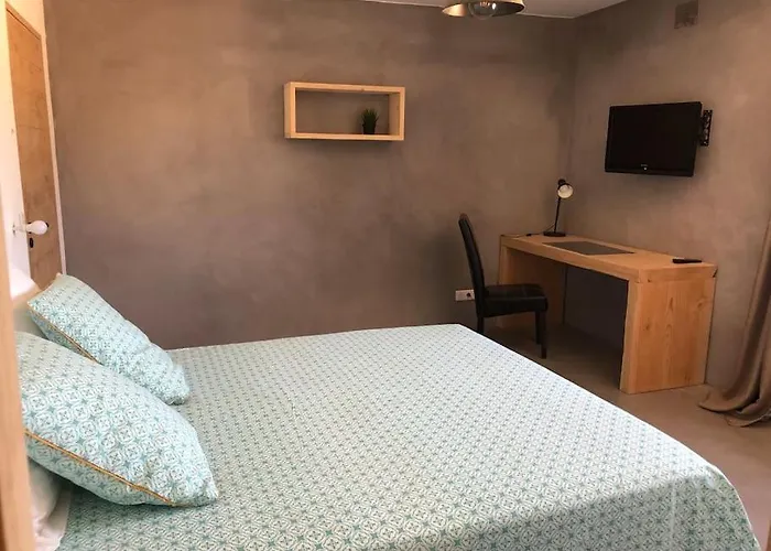 Mas Piralet Ardeche En Pierre Piscine 6*12 Pool House Equipe *